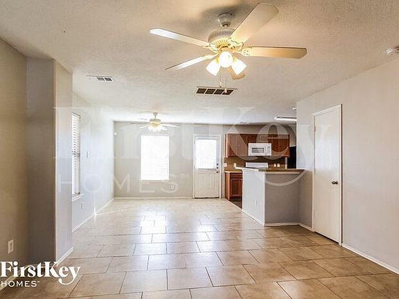 3rd image of 17410 Wigeon Way Dr