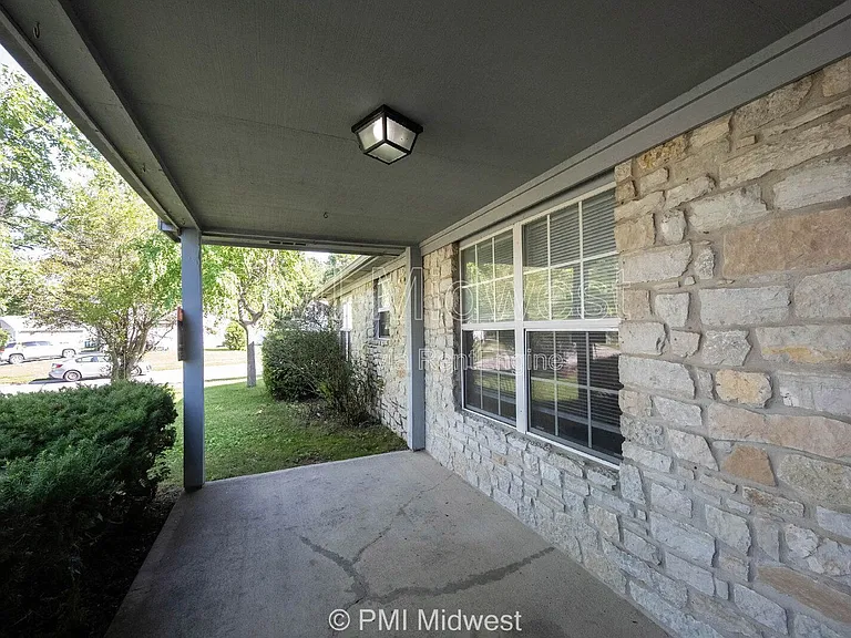 3281 Cherry Lake Ln — Photo 3