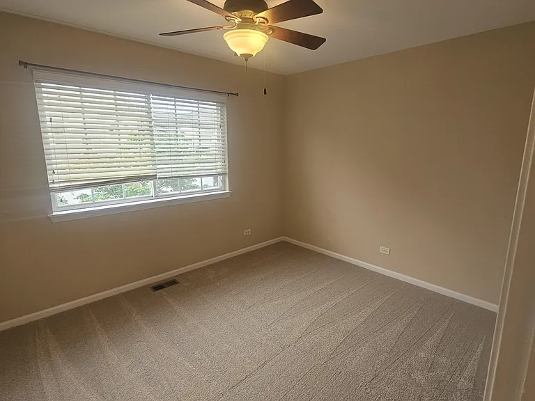 6085 Delaney Dr — Photo 7