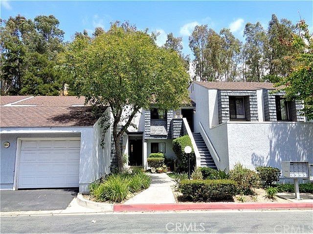 1st image of 450 S Ranch View Cir