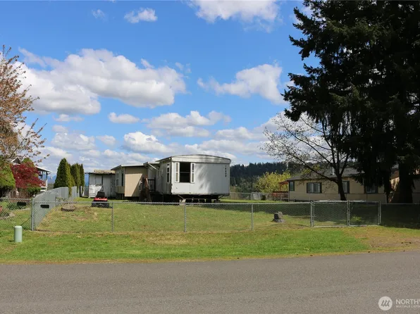 14409 Greenbelt Drive E, Bonney Lake, WA 98391