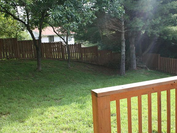 3rd image of 4413 Twin Pines Dr