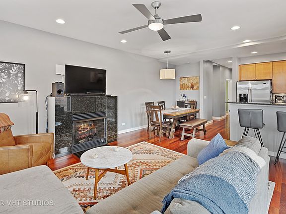 3rd image of 1600 N Marshfield Ave APT 305