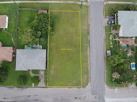 3rd image of 8021 Beluche Dr
