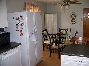 3rd image of 217 Shuler Dr