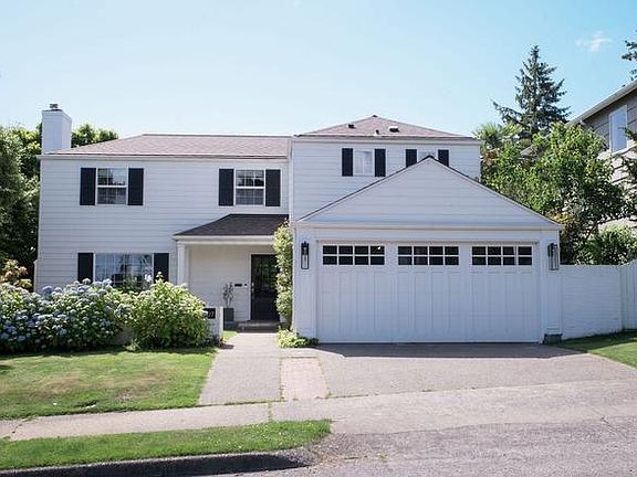 2nd image of 4507 51st Ave NE