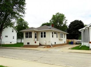828 Cora St, Green Bay, WI 54303