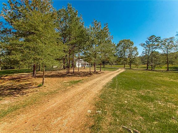 2nd image of 36092 Highway 438