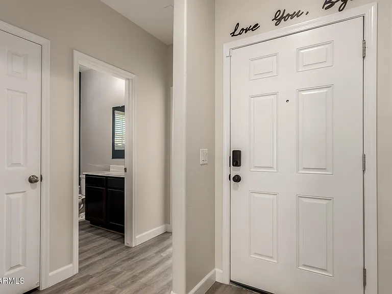 11204 W Mobile Ln — Photo 15