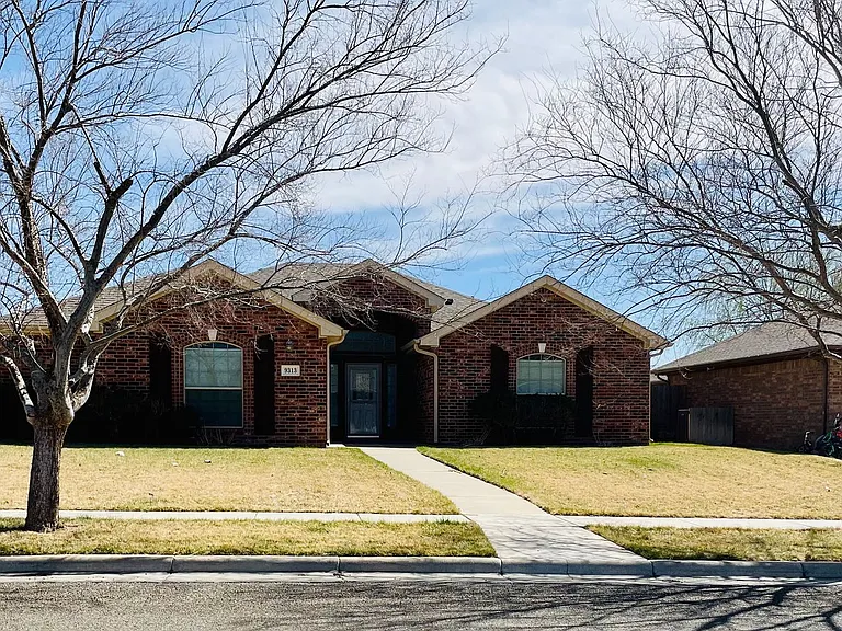 9313 Buccola Ave — Photo 2
