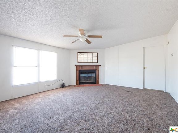 5th image of 353 Scarlet Oak Dr