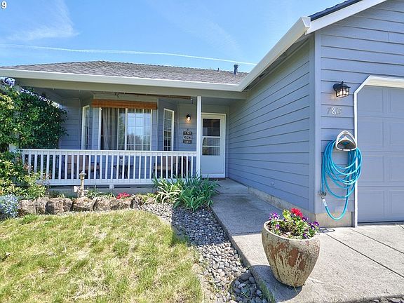2nd image of 7817 NE 166th Ave