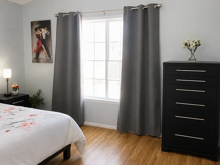 8954 N Veridian Dr #3 — Photo 2