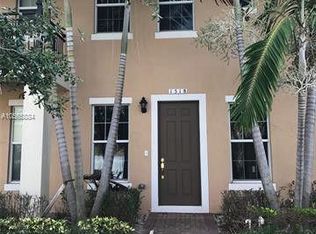 1518 SW 147th Ter, Pembroke Pines, FL 33027