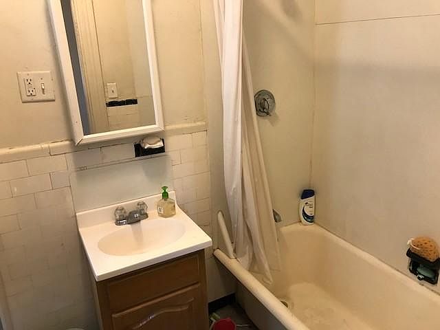2nd image of 1376 Commonwealth Ave #11
