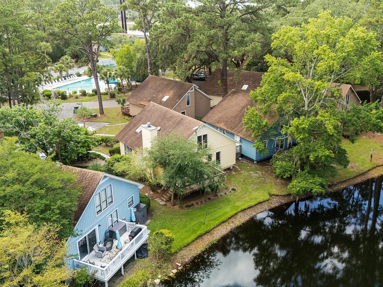 4 bed, 1950 sqft, $2,800 — Photo 2