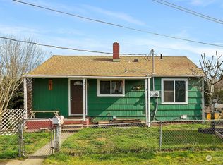 1736 Houston Ave, Bremerton, WA