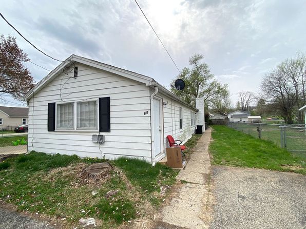 120 Linden St #4