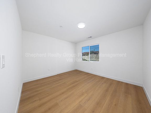 4th image of 7721 Janet Ave #D