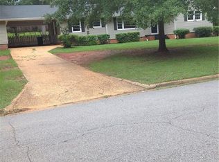 22 Southmont Dr, Tuscaloosa, AL 35405