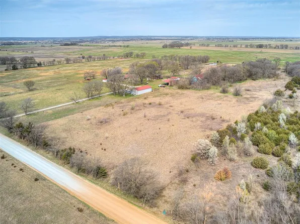 E 360th Rd, Big Cabin, OK 74332