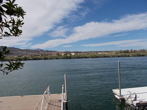 3rd image of 723 Riverfront Dr