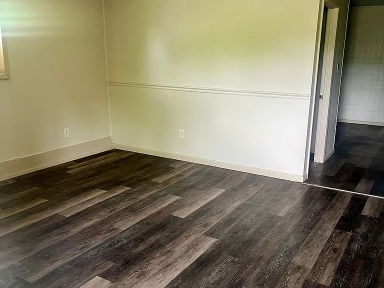 1011 Walnut St — Photo 1