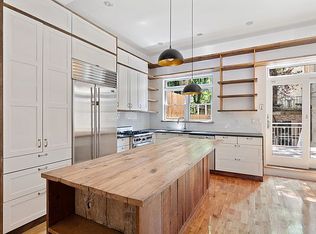 226 S 2nd St APT 1, Brooklyn, NY 11211