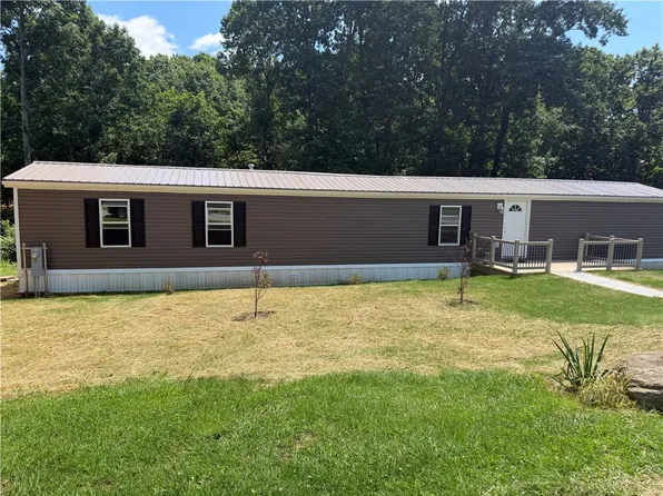 232 Sunny Hill Dr, Valencia, PA 16059