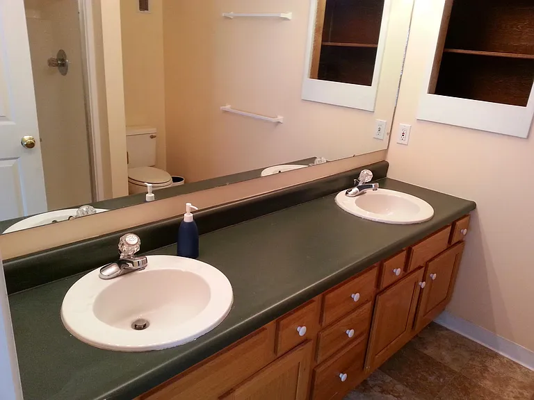 1417 N Wheeling Ave — Photo 5