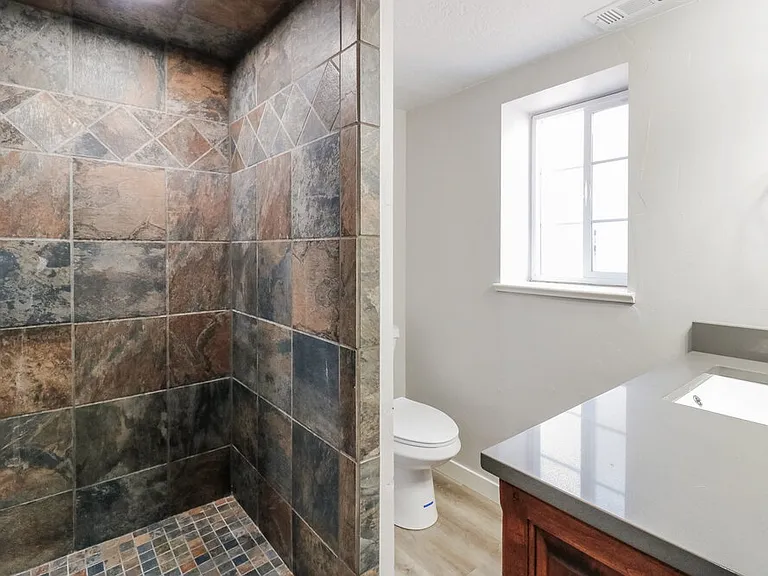 4829 S 3900 W — Photo 21
