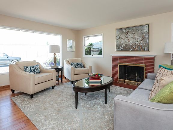 4th image of 520 Parkmoor Ave