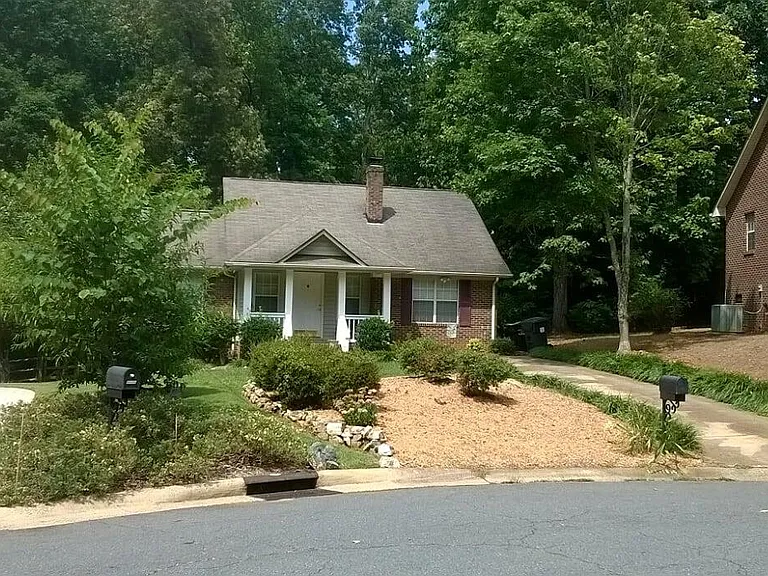 8003 David Lee Ln — Photo 1