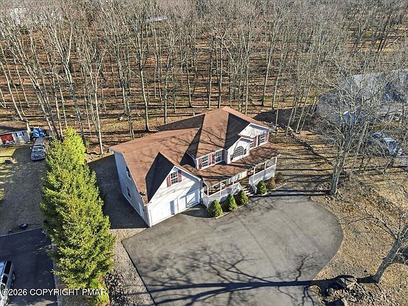 5th image of 7132 Glenwood Dr