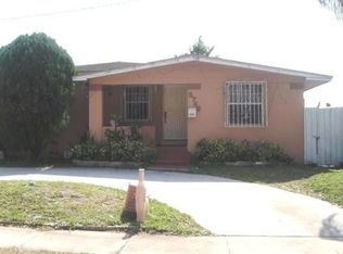 5746 SW 2nd St, Miami, FL 33144