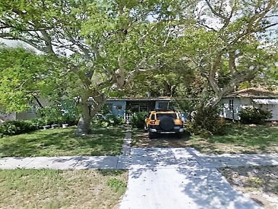 1st image of 5027 3rd Ave S