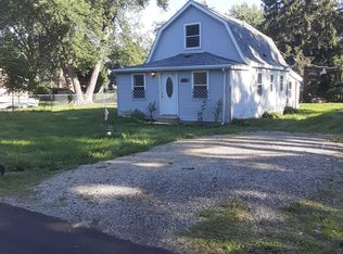 7423 Cedar Dr, Wonder Lake, IL