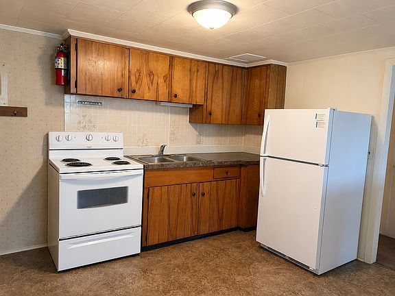 3rd image of 420-430 E High St #1