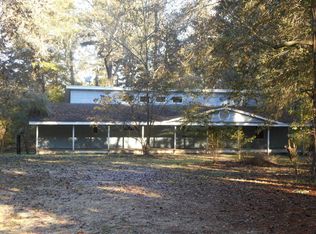 449 Joyland Ln, Cottageville, SC 29435