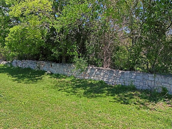 3rd image of 1152 Shepherd Dr