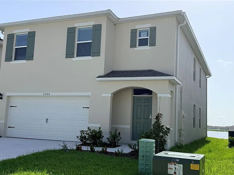 2066 Walnut Creek Dr — Photo 3