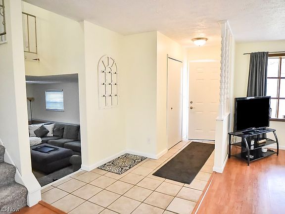 4th image of 6815 Palmerston Dr