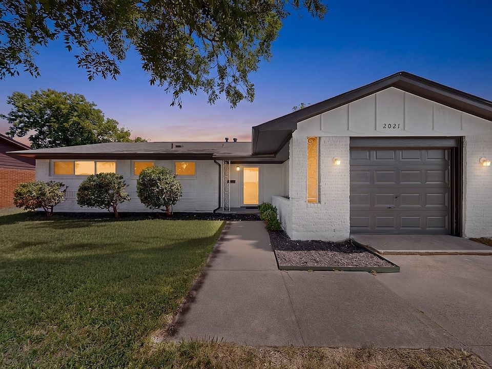 1st image of 2021 Proctor Dr