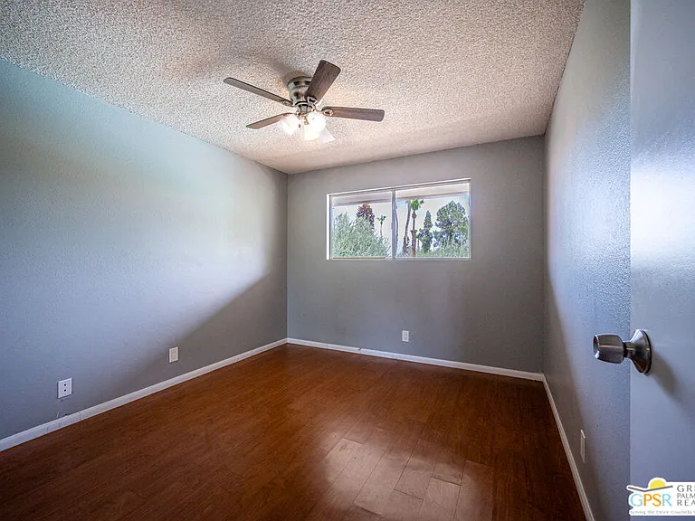 550 N Villa Ct #214 — Photo 9