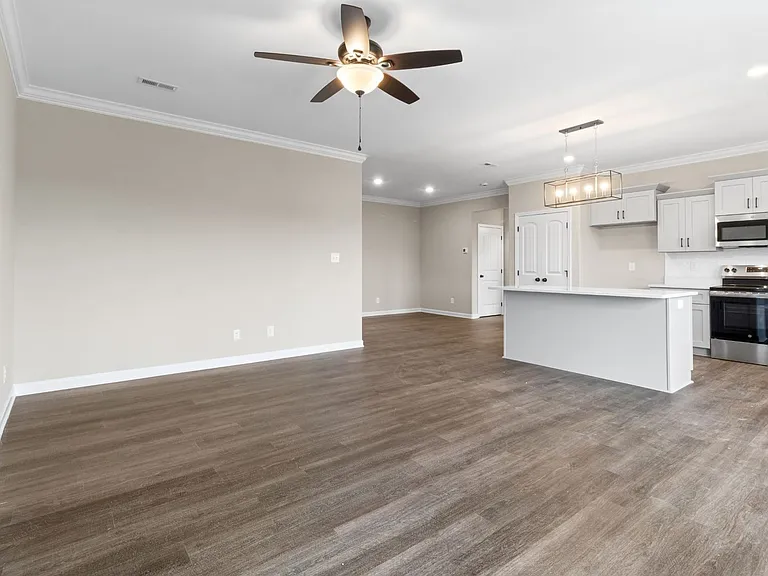 2547 Rafiki Dr — Photo 28