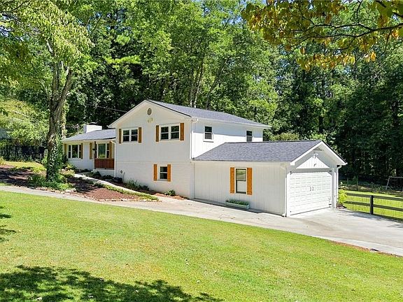 5th image of 128 Childers Rd