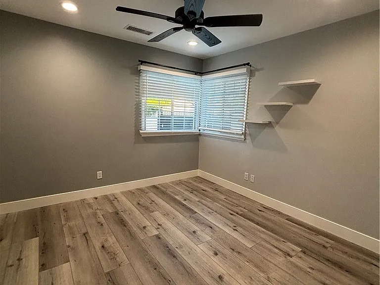 6250 Aura Ave — Photo 29