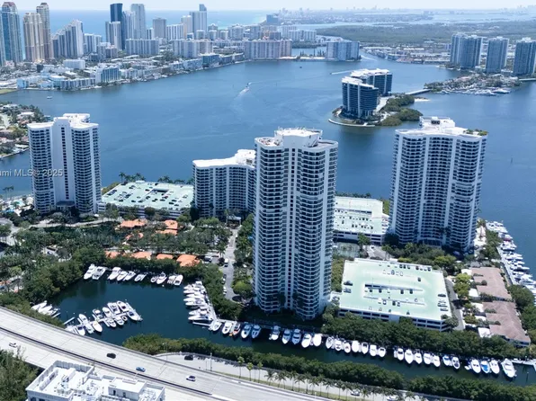 3500 Mystic Pointe Dr APT 3502, Aventura, FL 33180