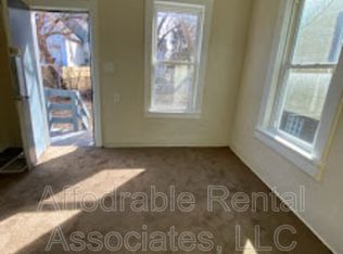 1916 S Amy Pl, Milwaukee, WI 53204