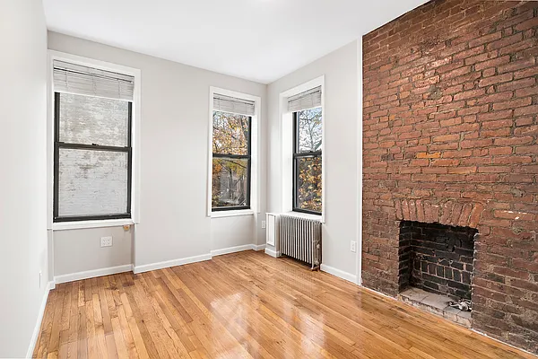 Rented by Corcoran | media 11